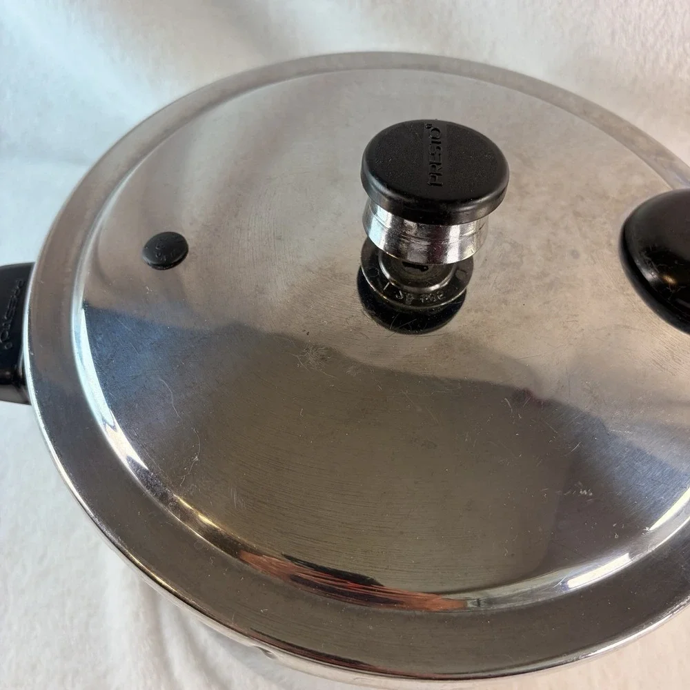 Presto Vintage 6-Quart Stainless Steel Pressure Cooker - Model 409A Stovetop 90s